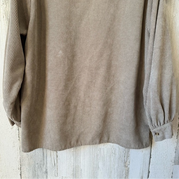 Nasty Gal Cream Corduroy Button Front Oversized Shirt Jacket Shacket Size 4 - Picture 9 of 10